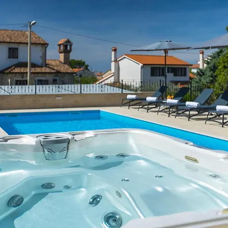 Holiday home Antonela